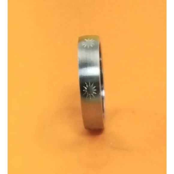 Elegant Vintage Quality Handcrafted Stainless Steel Starburst Ring Size 12.25 - Picture 4 of 10